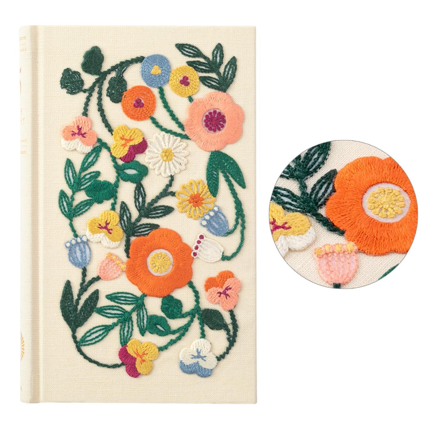 Journal 5 years Embroidery Flower Beige