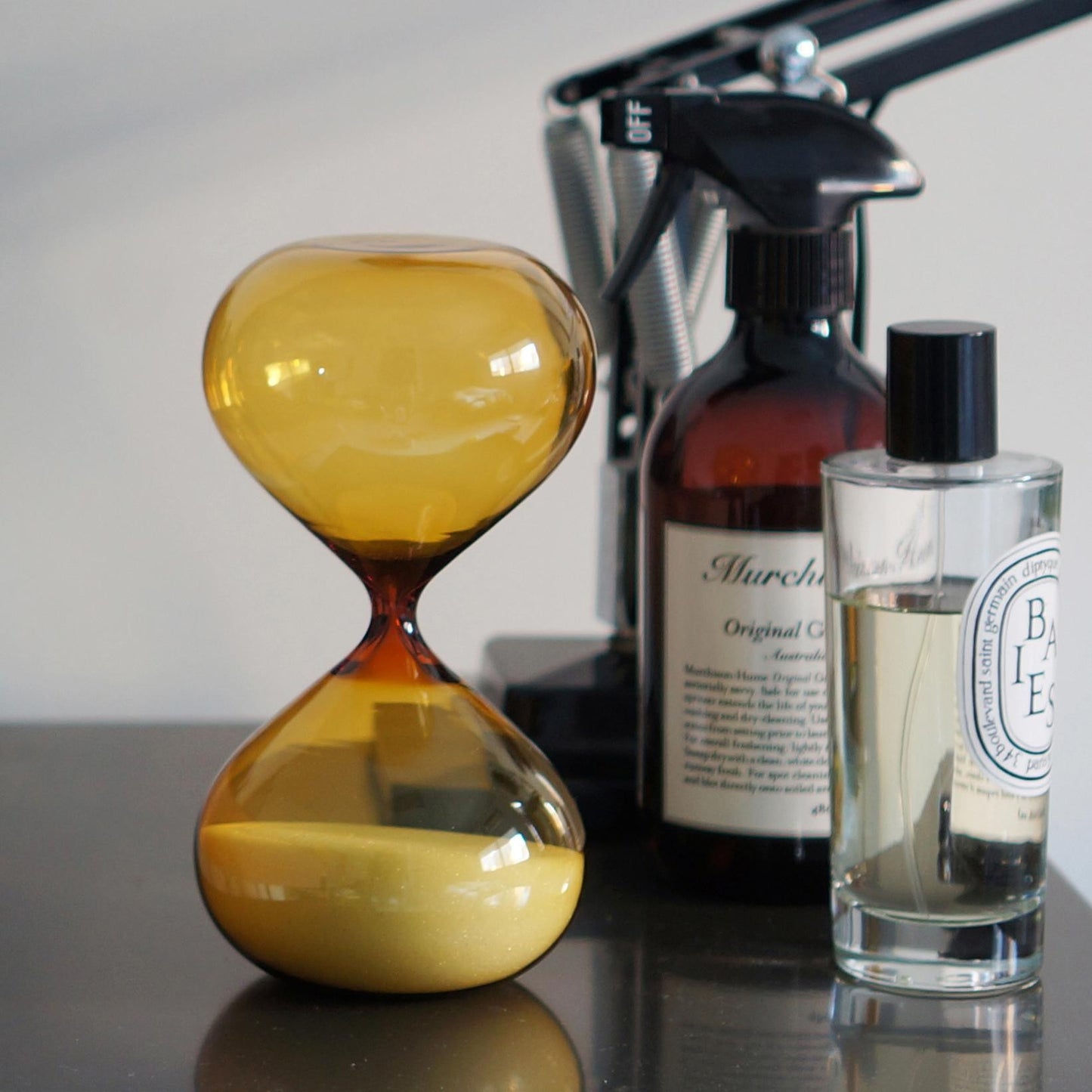 Hourglass LL-Wide Amber