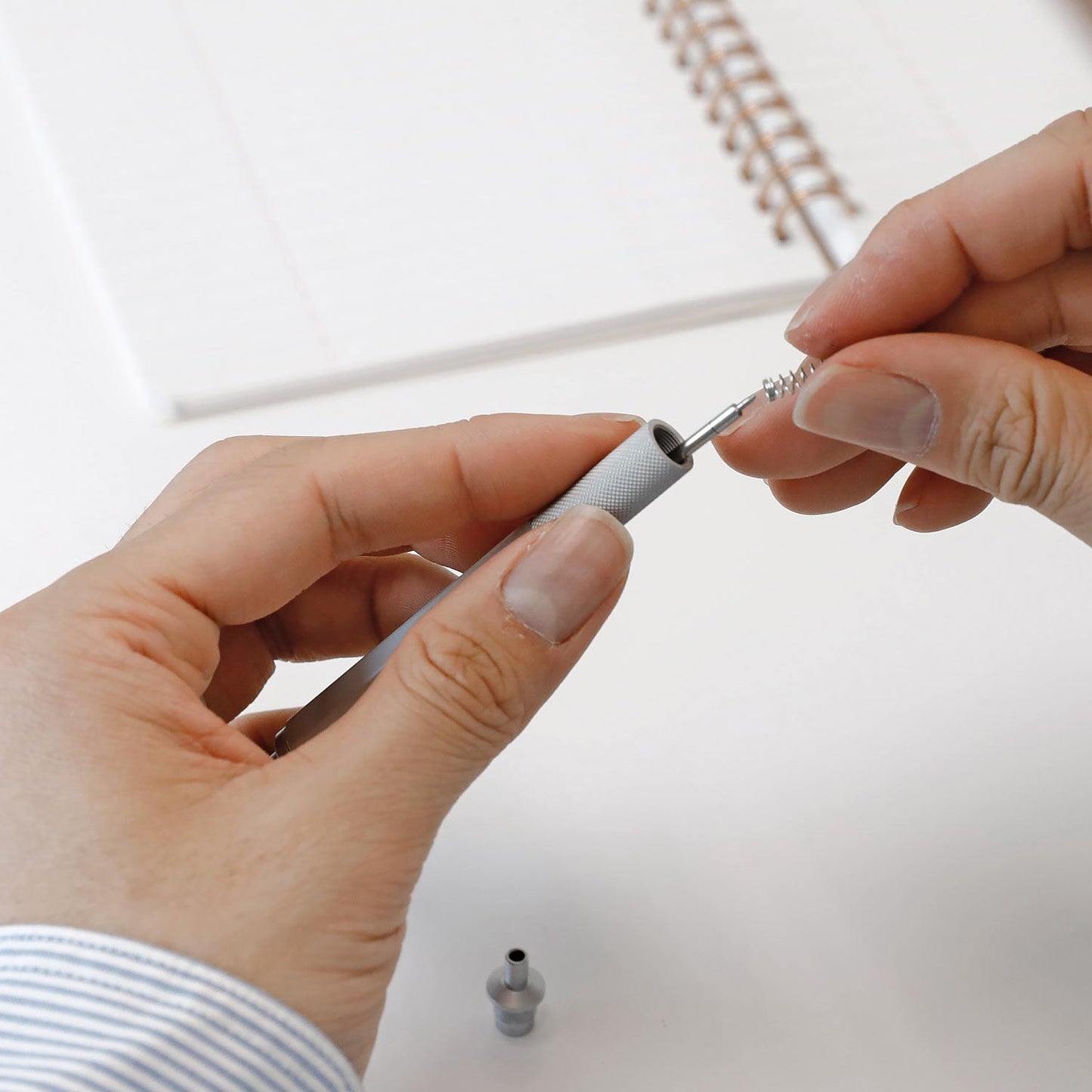 4C (D1) Needle Tip Refill 0.5mm nib / Black