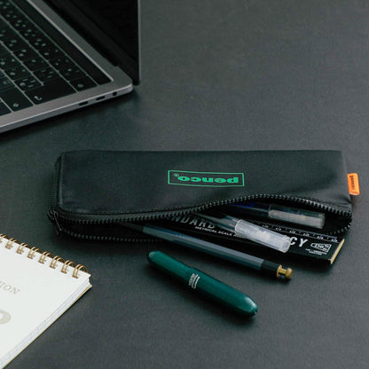 Flat Pen Case Black