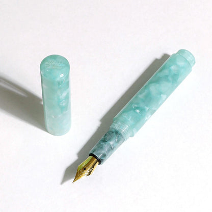 Marbled Fountain Pen Attaché Mint