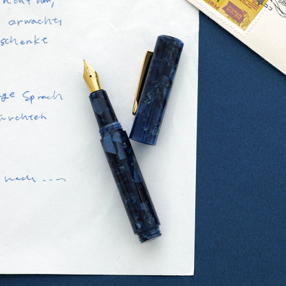 Marbled Fountain Pen Attaché Navy
