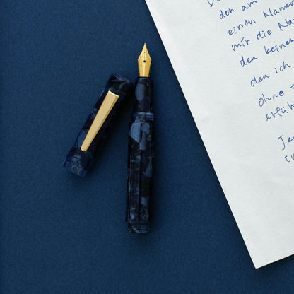 Marbled Fountain Pen Attaché Navy