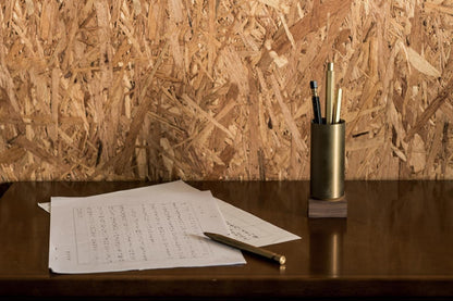 Classic - Pen Container