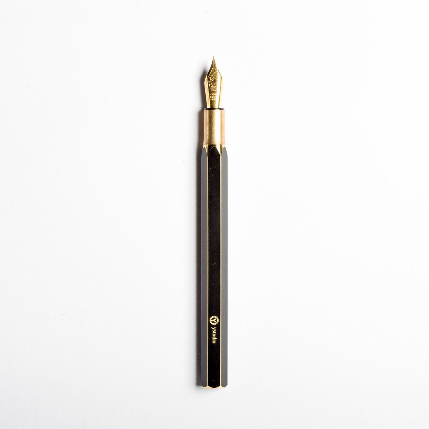 Brassing - Desk Fountain Pen (M nib)
