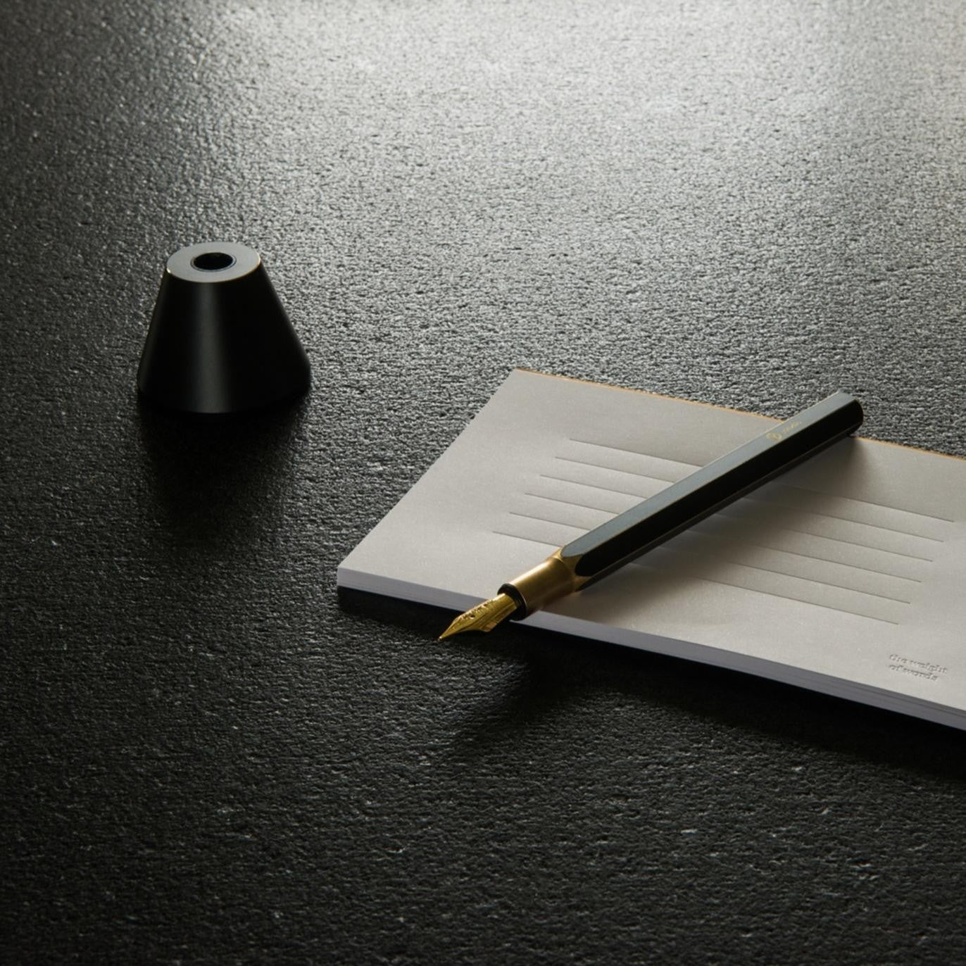 Brassing - Desk Fountain Pen (F nib)