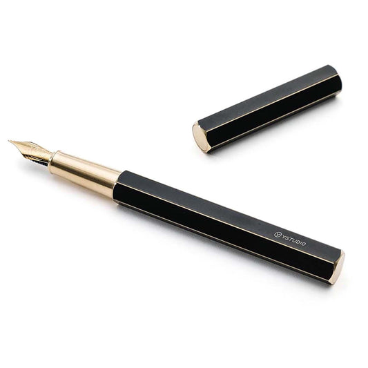 Classic Revolve - Fountain Pen (Black - F nib)