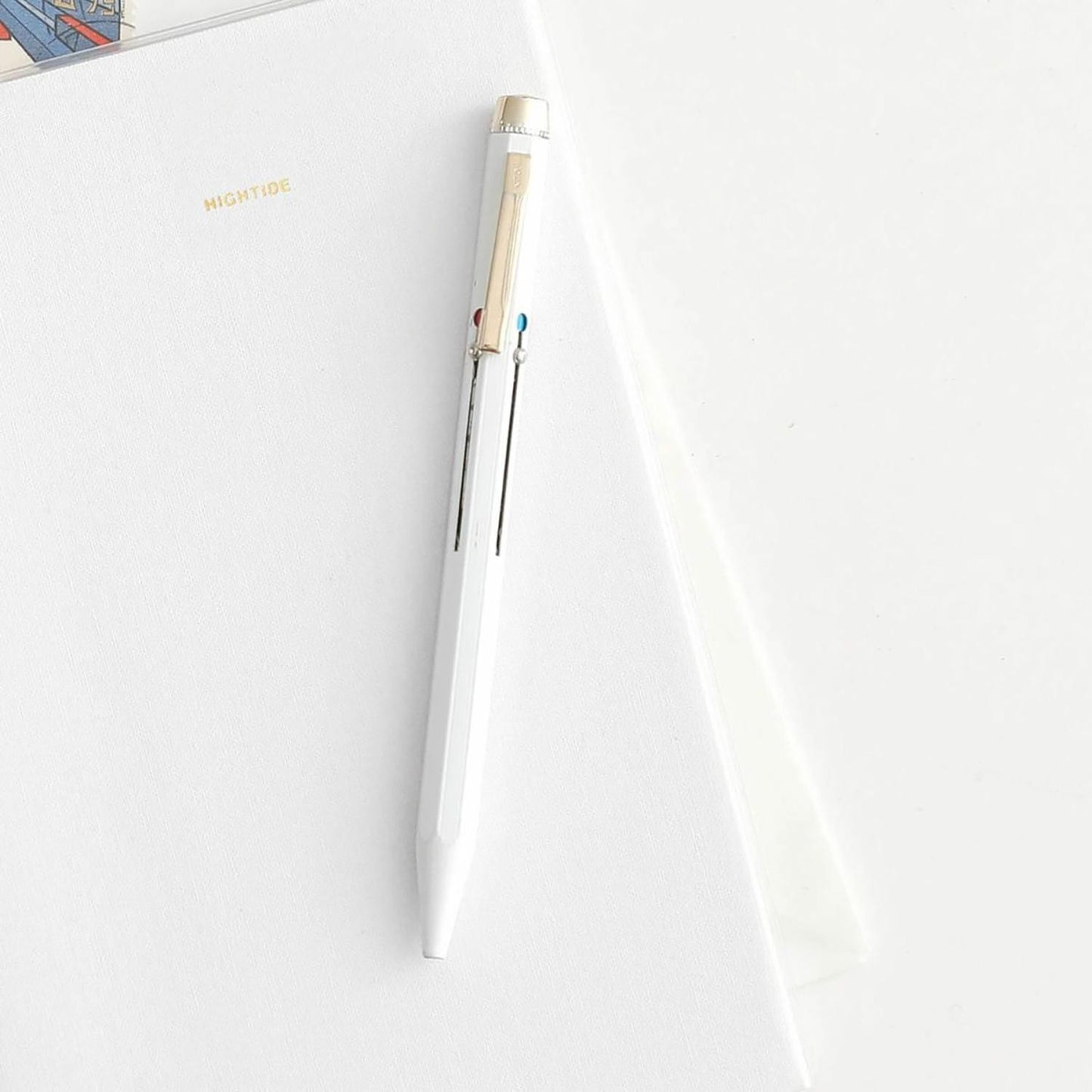 4 Color Ballpoint Pen White