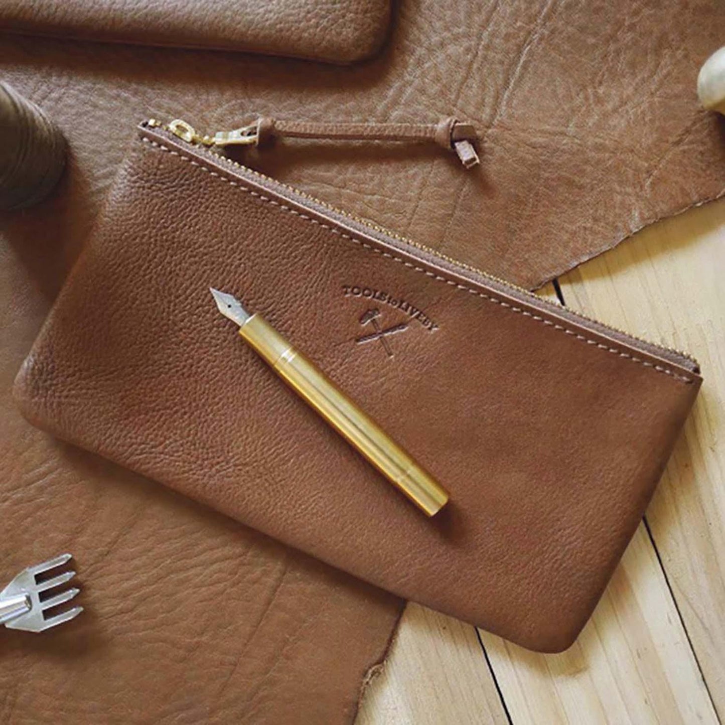 Pen case / M / Brown